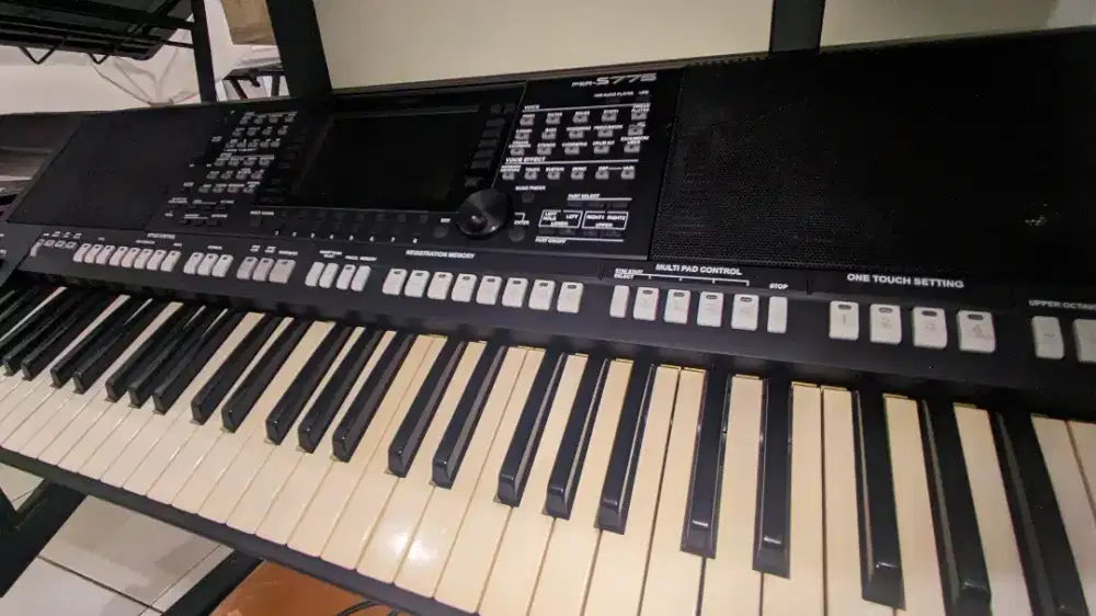 Yamaha PSR S775 Second Like New - Mulus Parah & Fullset!