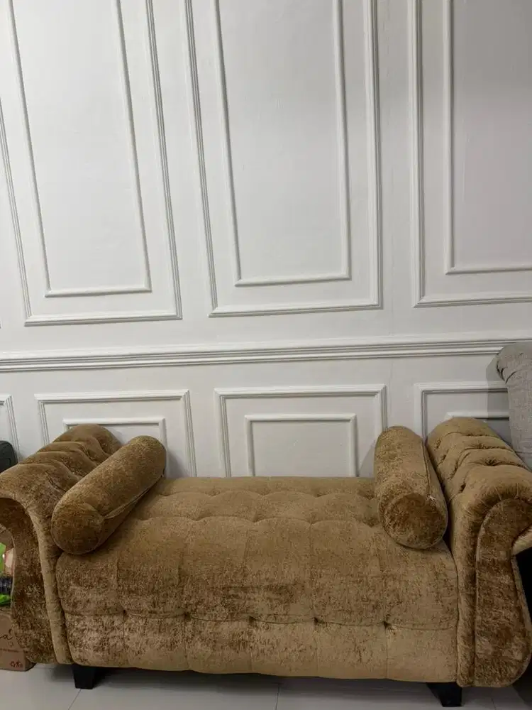 Sofa minimalis bekas rasa baru