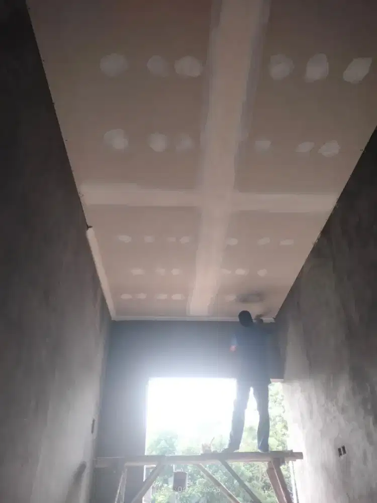 mendekor ruangan indah gypsum murah