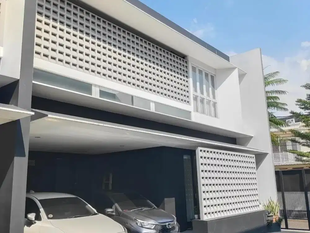 Rumah bagus strategis siap huni di cluster di Caman Jatibening Bekasi