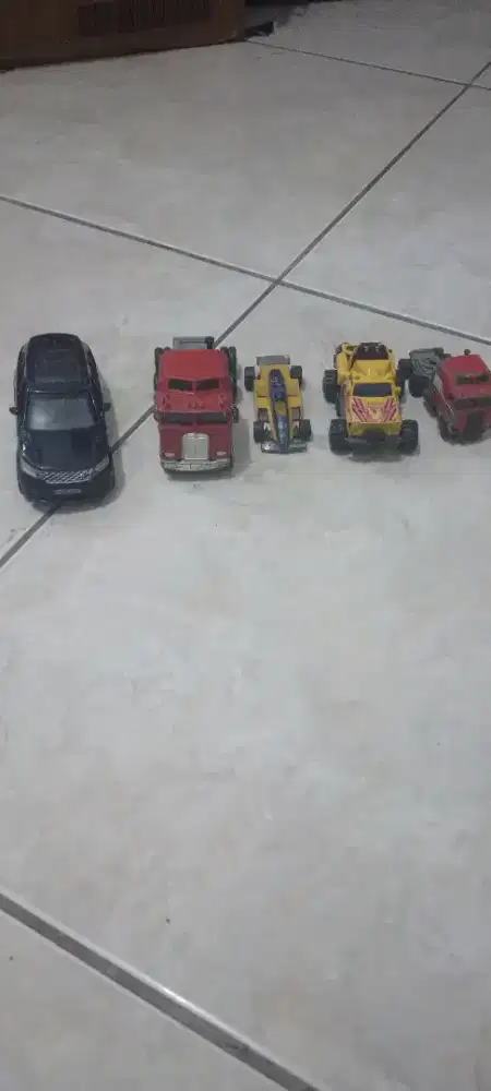 Miniatur diecast campuran