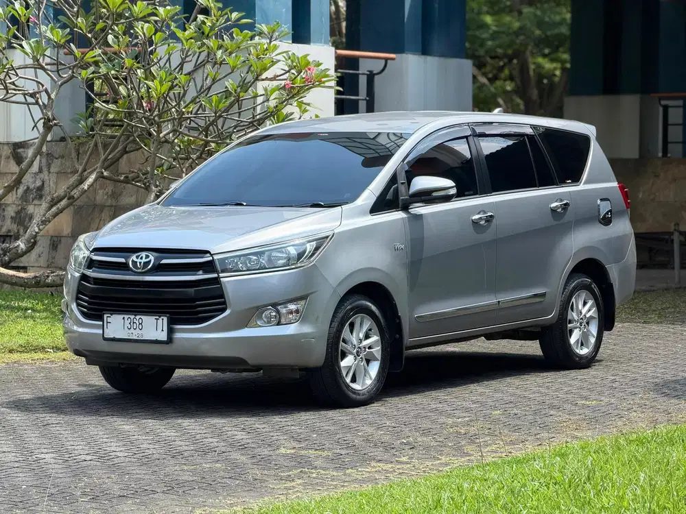 Toyota Kijang Innova 2016 Bensin