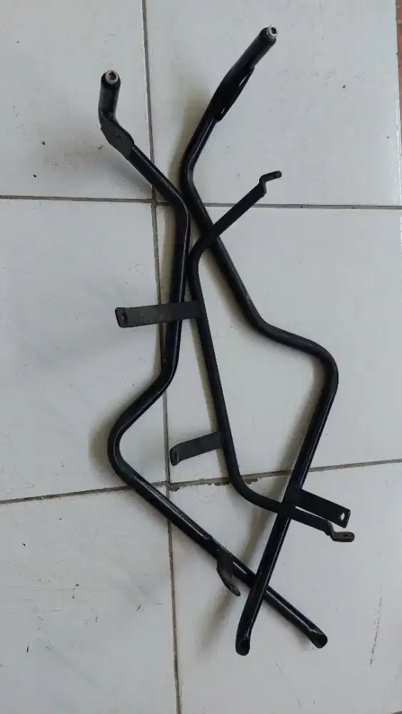 Crash bar xmax old