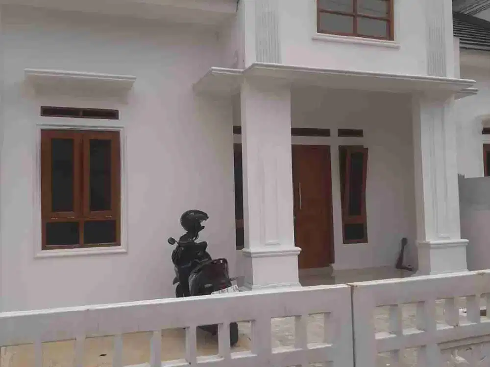 Rumah modern Rejasari dekat RS Islam, stasiun Purwokerto