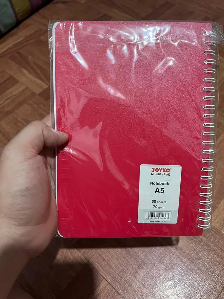 Buku tulis hard cver