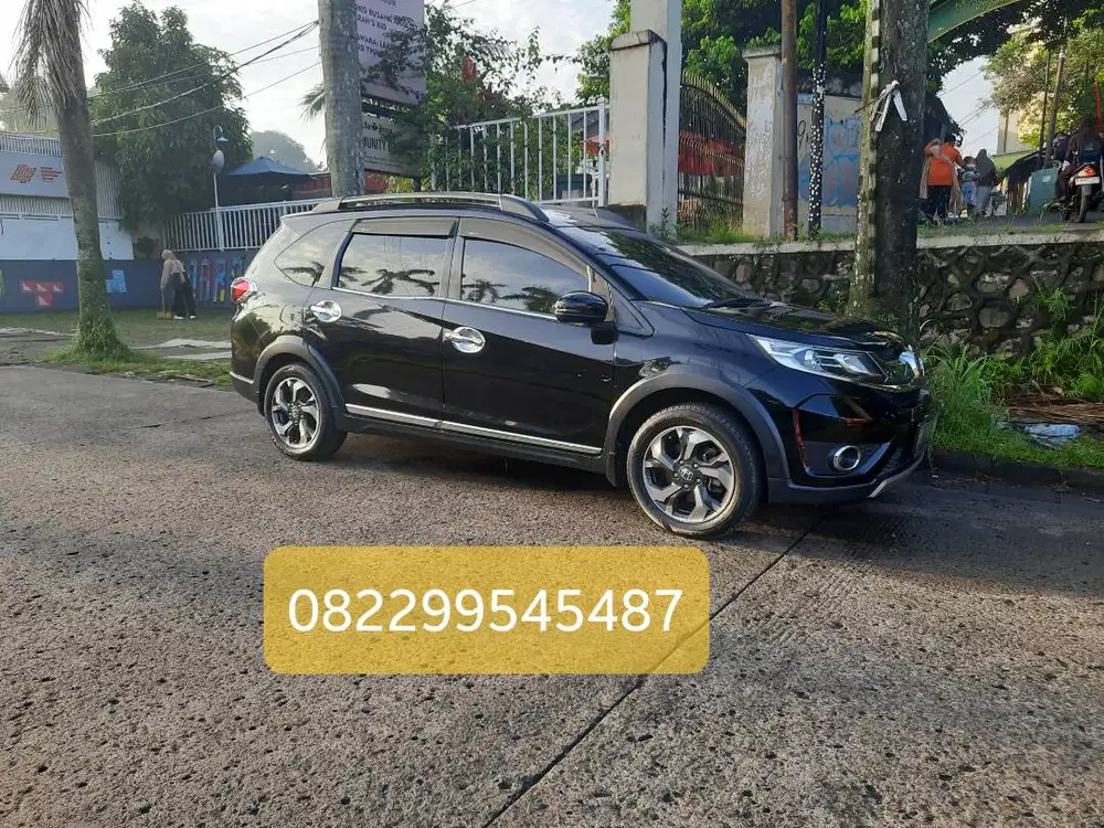 DIJUAL HONDA BRV 1,5 MT