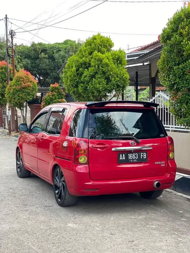 Toyota Raum Built Up