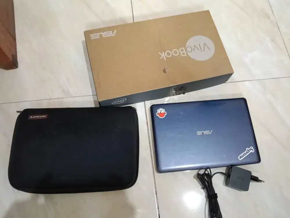 DIJUAL CEPAT LAPTOP SIAP PAKAI