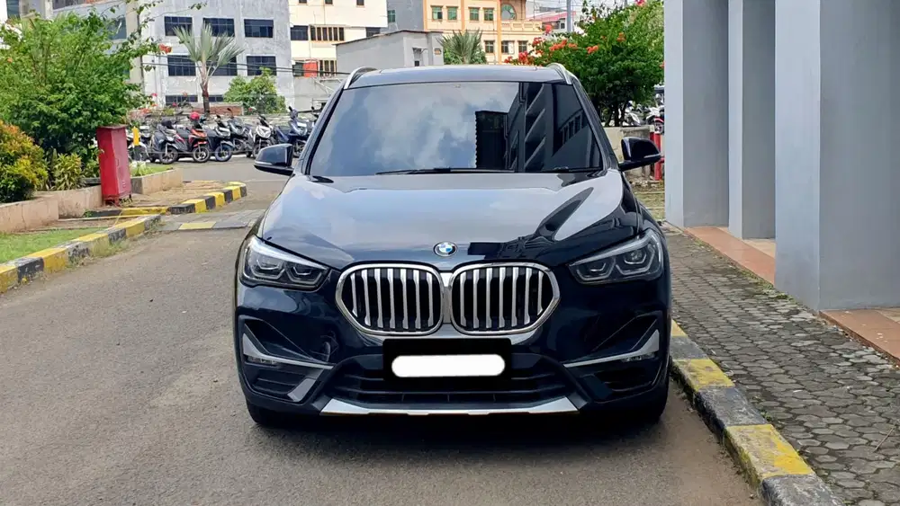 Km34rb bmw x1 sdrive xline 2019 pakai 2020 hitam