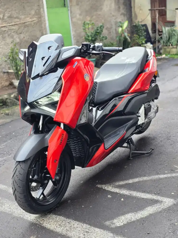 Xmax 2025 connected tgn pertama beli dari baru km
low jalan 2000