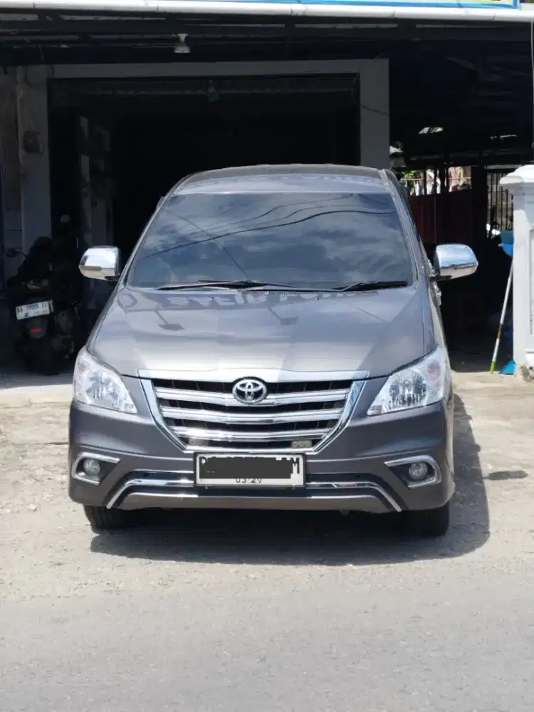 Di jual kijang Innova 2,5 G M/T