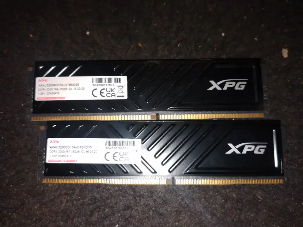 JUAL RAM Adata xpg DDR4 3200mhz