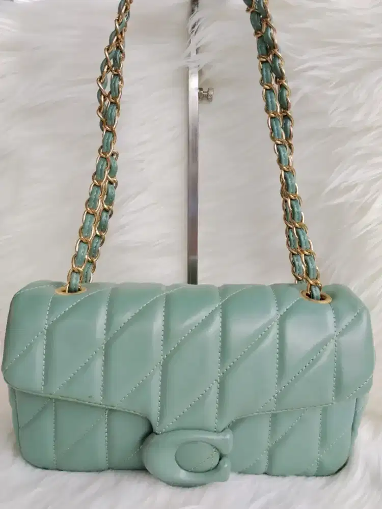 Preloved Tas Mirror