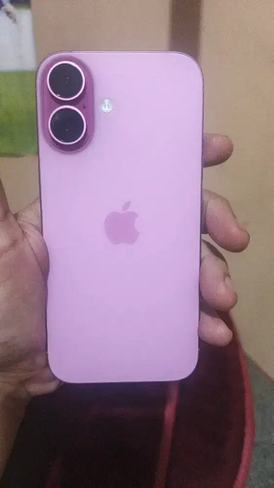 Iphone 16 ibox garansi on 2027