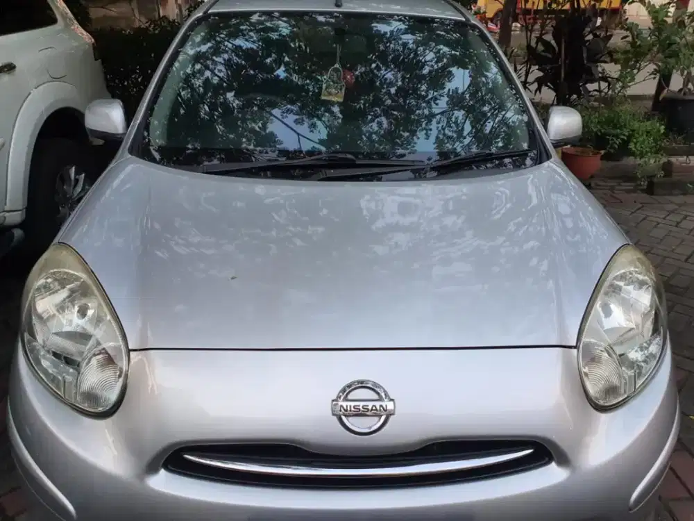 Nissan March kendaraan tangguh dan matic yang handal mesin 3 silinder