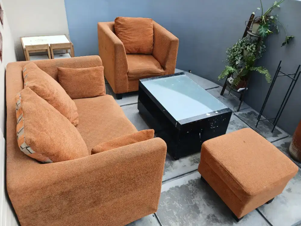 PRELOVED SOFA SET – SIAP PAKAI