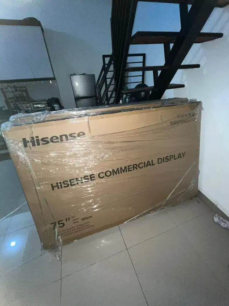 tv 75 inc uhd/ 4k u6Q