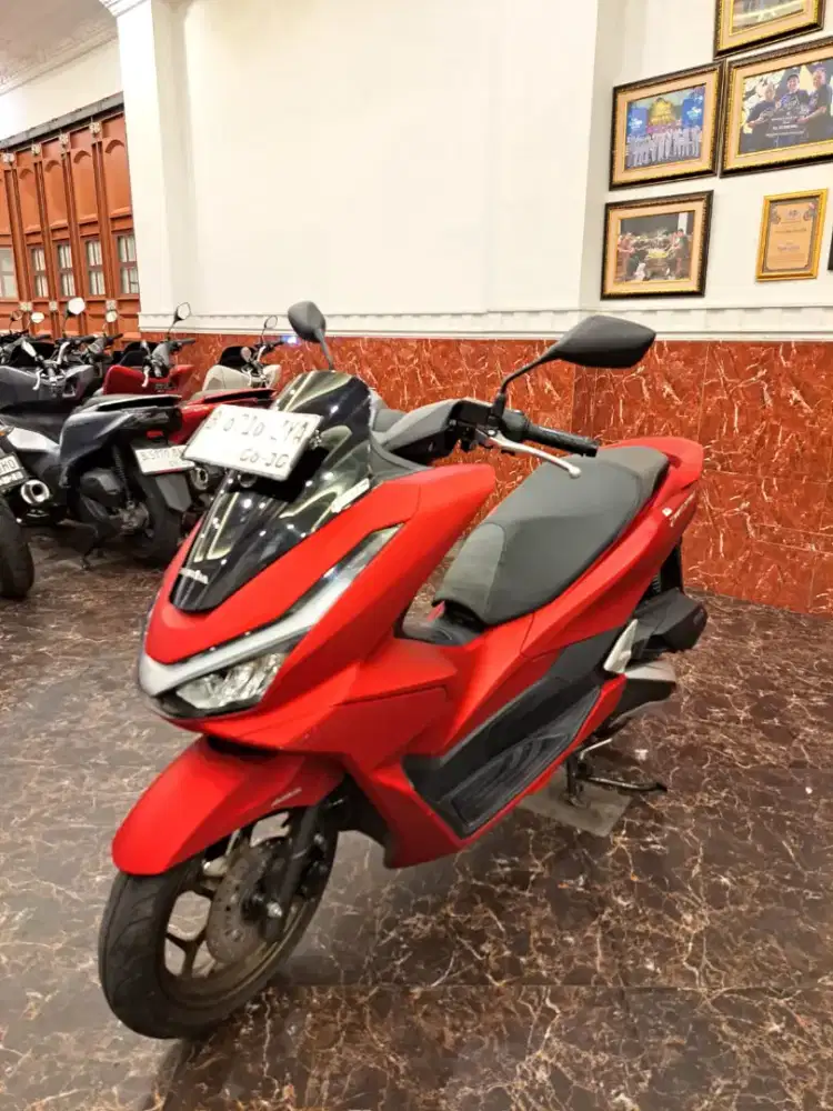 Hub ima dp 2 juta PCX 160 ABS 2025 . Like New bisa Cod se jabodetabek