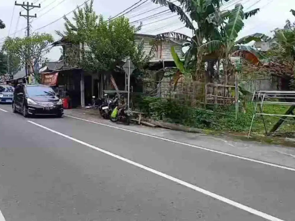 Tanah strategis pinggir jalan utama Condongcatur dekat kampus UGM, AMIKOM, UII FE, UPN & Pakuwon mall