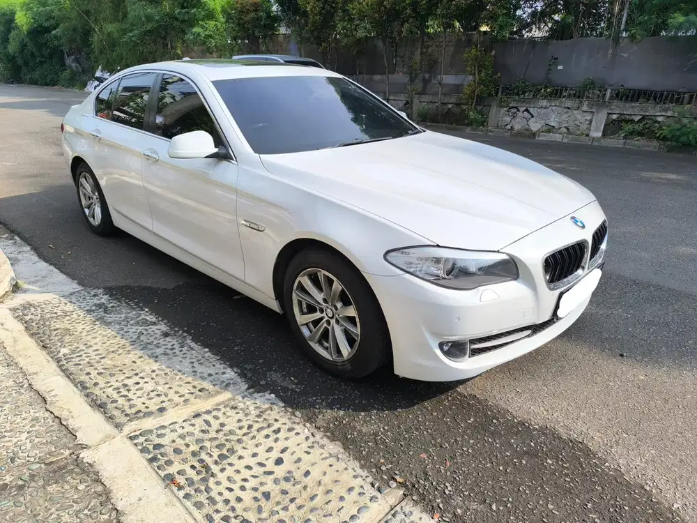 BMW 520i 2013 Bensin