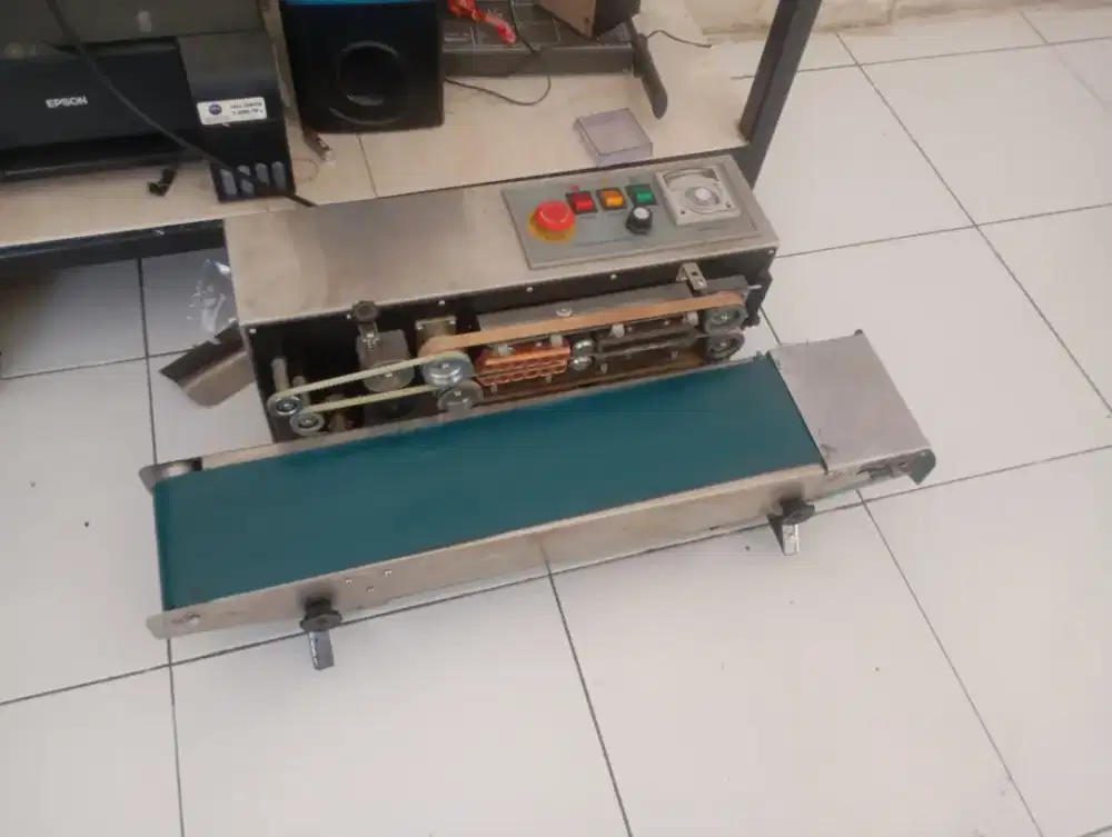 MESIN BAND SEALER / MESIN PRESS PLASTIK SNACK Otomatis
