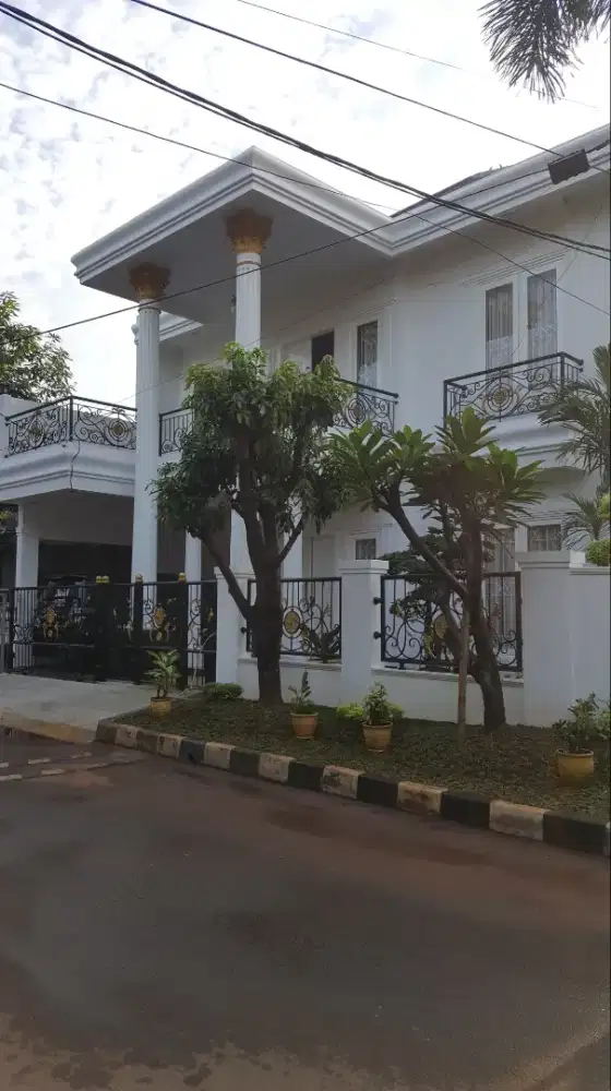 DiSewakan Rumah Bagus Besar Furnish