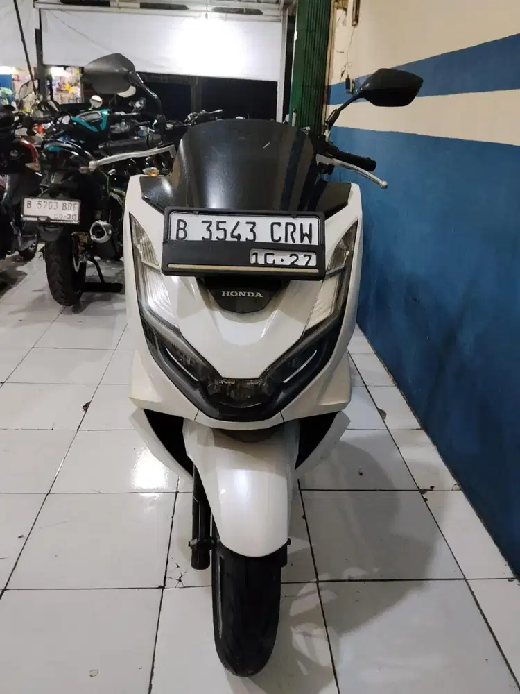 HONDA PCX 160CC 2022 MEWAH