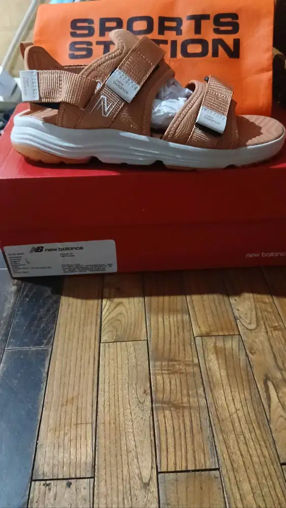 sandal new balance original