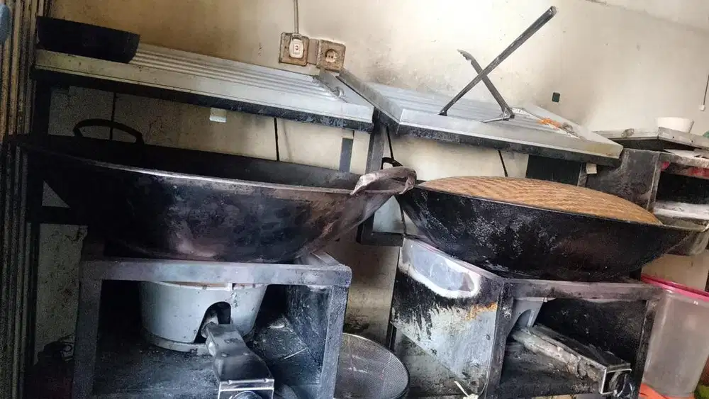 Kompor + peniris ayam/gorengan