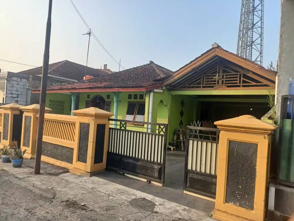 Dijual Rumah Siap Huni, Lokasi Strategis dan Luas