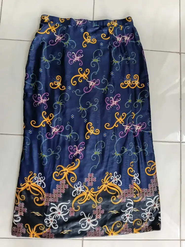 Rok jahitan wanira jumbo