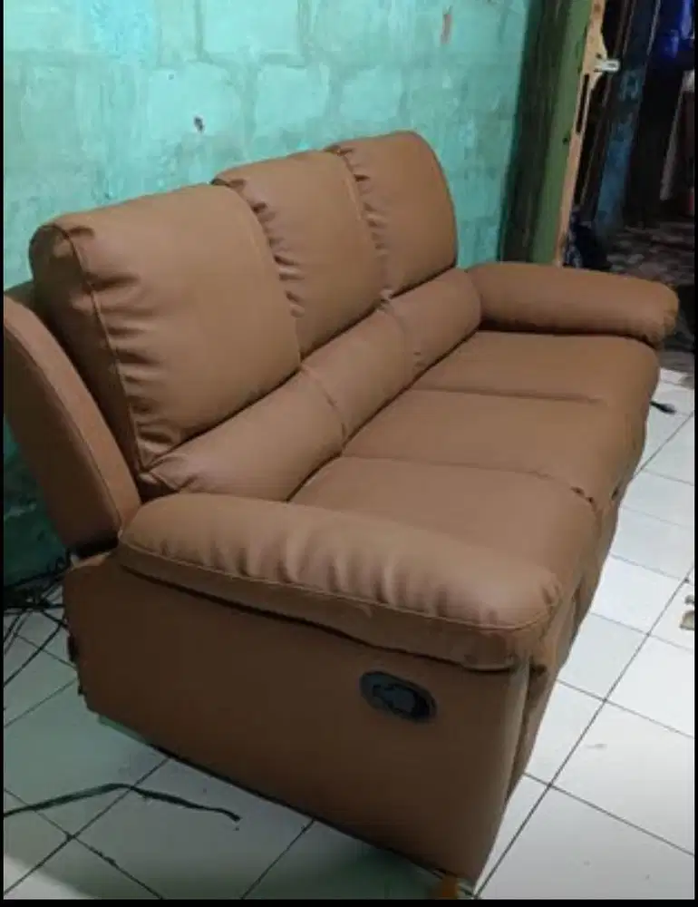 Sofa Informa Cheers Baru ganti Kulit Mewah