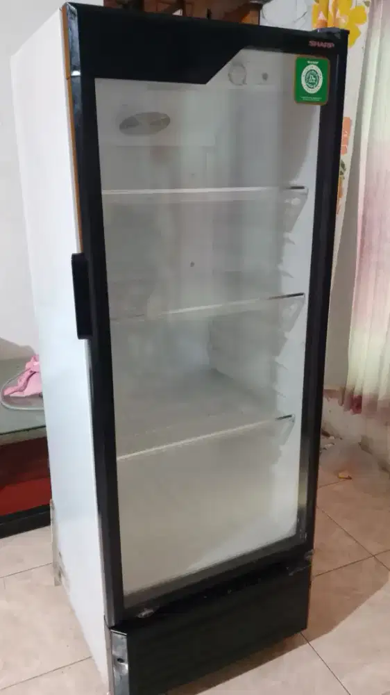 Dijual Chiller ( pendingin minuman ) merk Sharf SCH-210FS