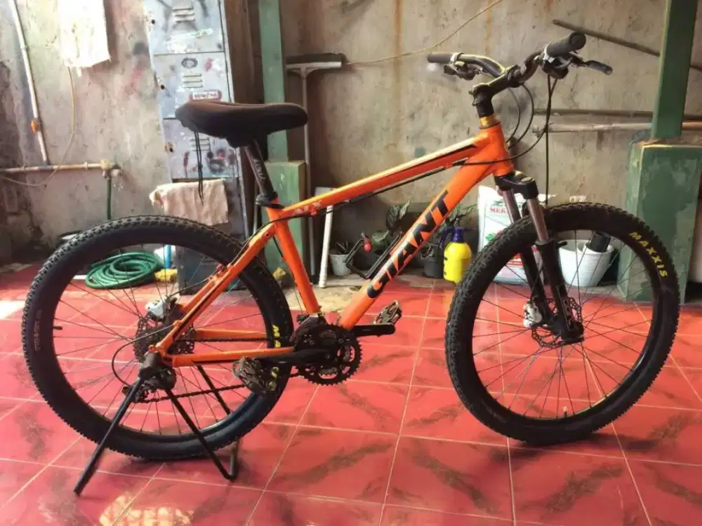 Sepeda Gunung MTB Giant ATX