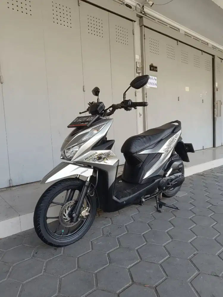 Honda beat street 2022 mulus