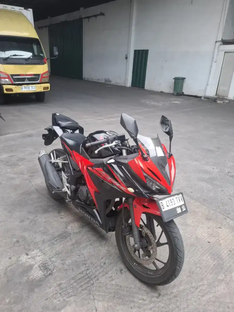 HONDA CBR 150 R 2018