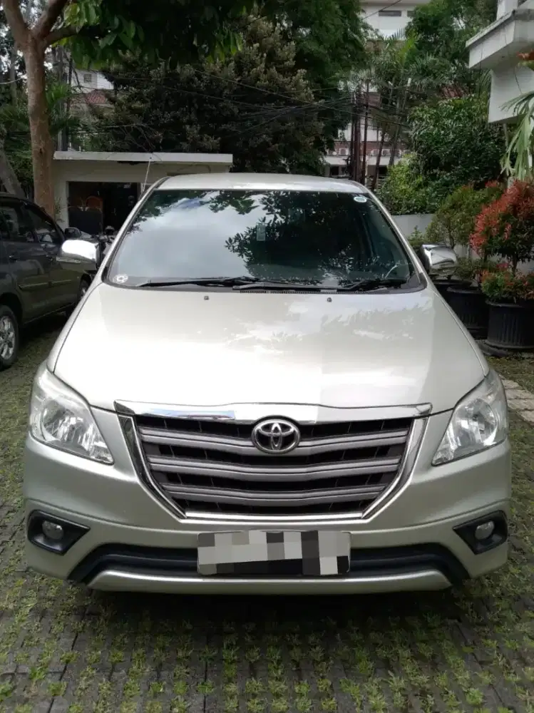 TOYOTA KIJANG INNOVA (2013)