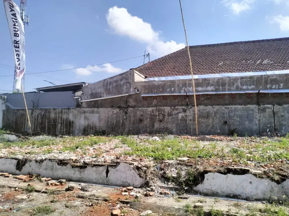 Lokasi Emas! Tanah Pinggir Jalan, Cocok Untuk Toko & Bisnis