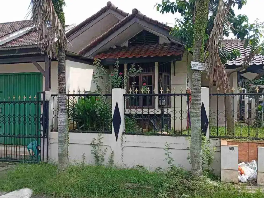 Dijual cepat rumah Hoek lokasi strategis di Bukit Nusa Indah Ciputat