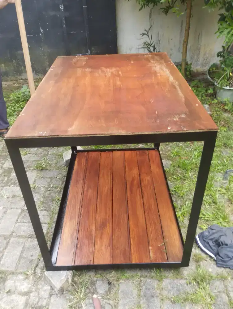 meja minimalis bahan siku