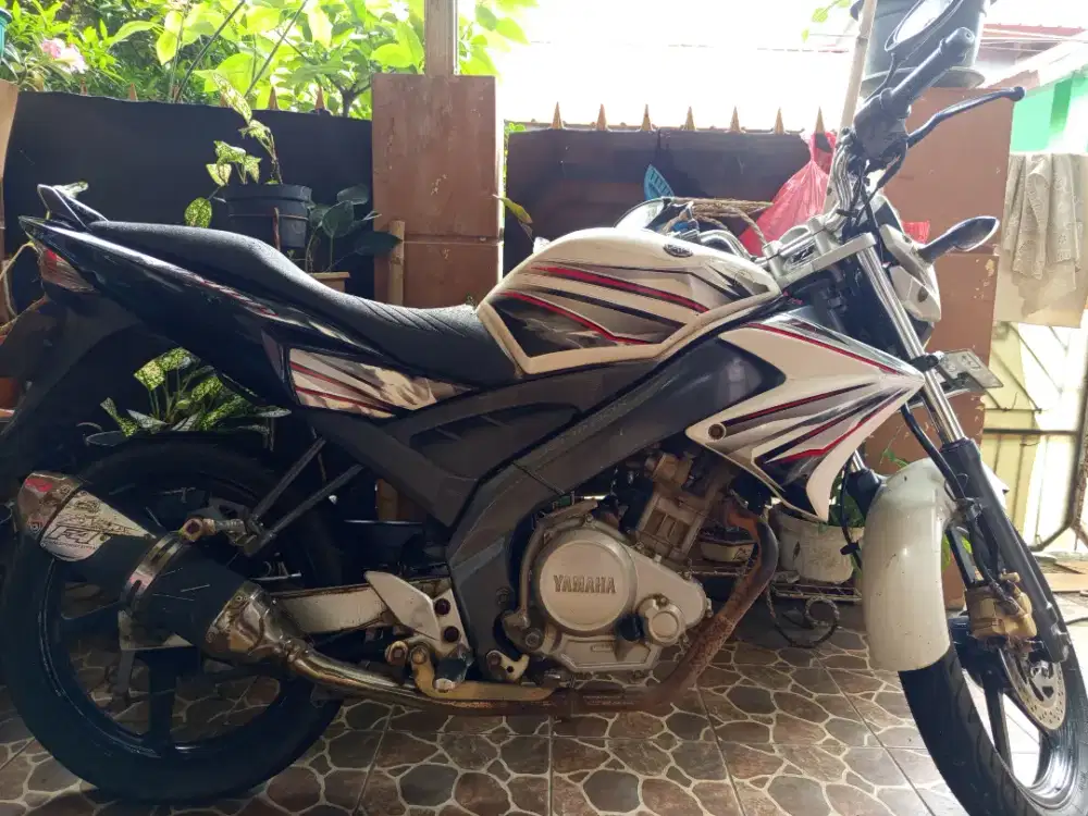 Jual motor vixion 2012 bekas Rp. 8.000.000