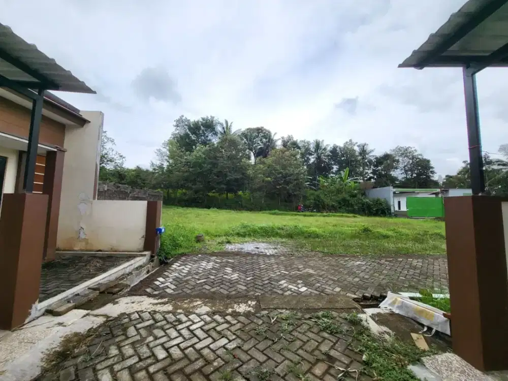 Rumah Minimalis Modern, Lingkungan Perumahan Asri, SHM