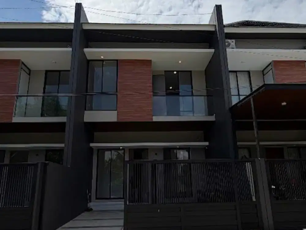 RUMAH DEKAT UBAYA,PANJANG JIWO PERMAI