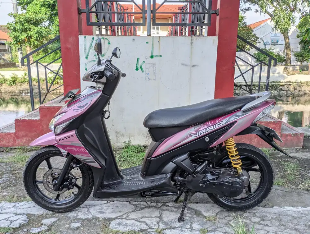 Vario cw 2010 pink Mesin Top
