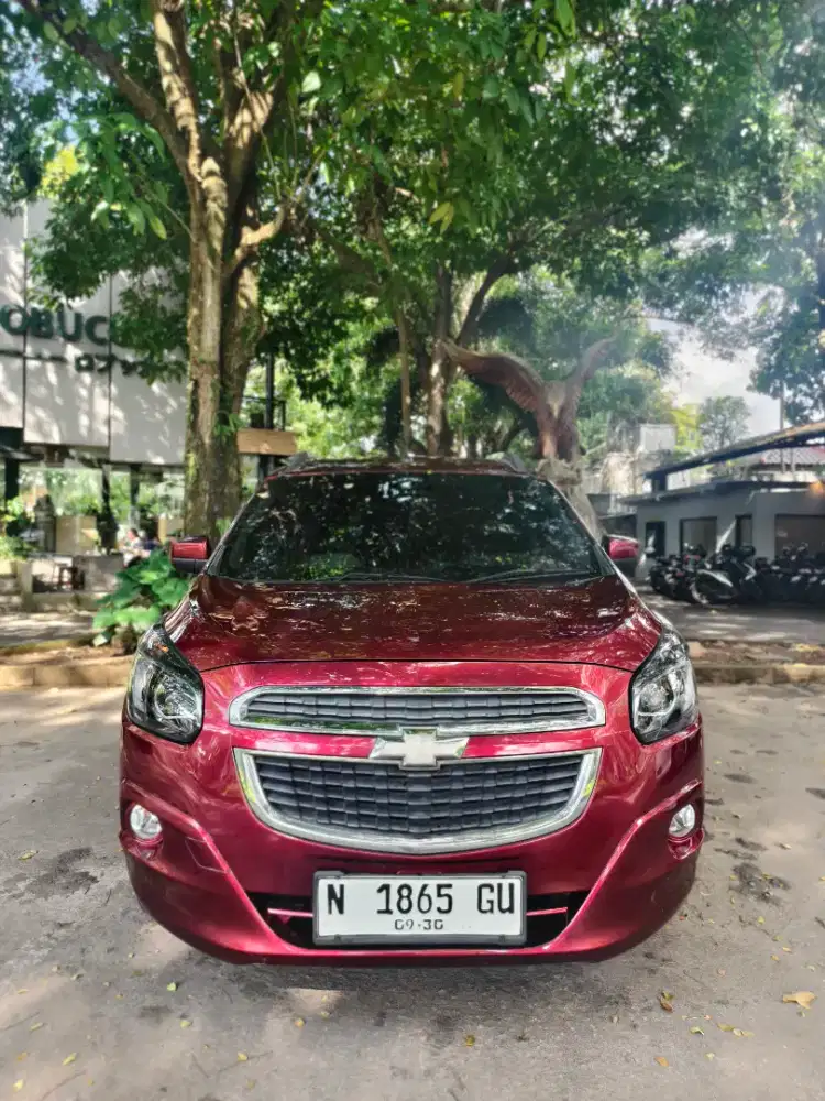 Chevrolet SPIN 1.5 LTZ M/T Merah Metalik 2014