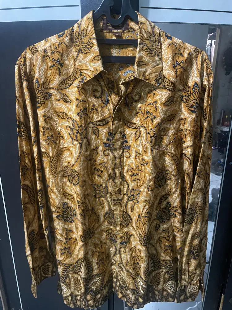 Kemeja Batik Danar Hadi