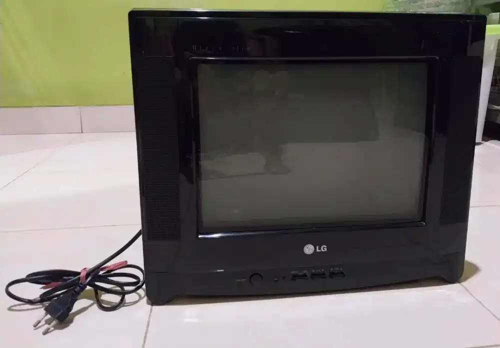 Dijual TV Tabung 14 inc Merk LG