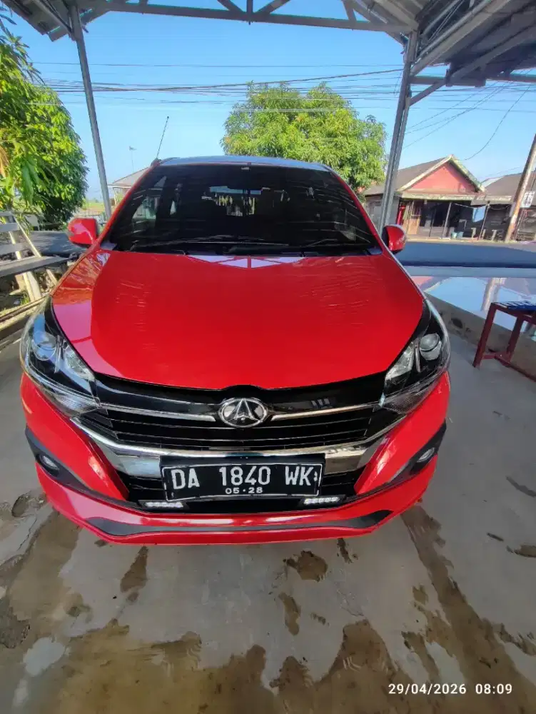 Daihatsu Ayla R deluxe 1,2