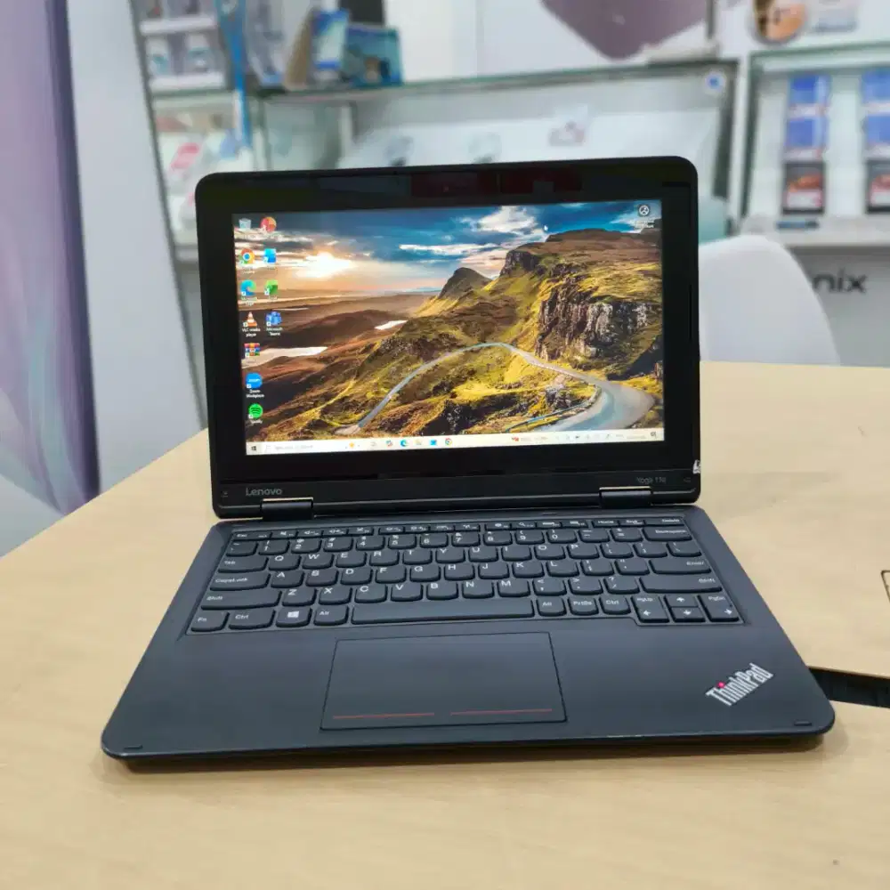 LAPTOP LENOVO YOGA SECOND BERGARANSI HARGA BERSAHABAT ;)