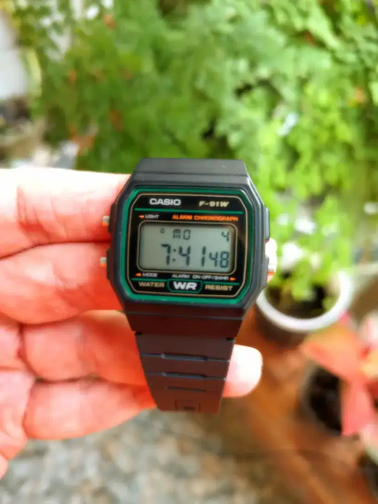Jam Casio F-91W-3DG Sports Digital Black New Fullset